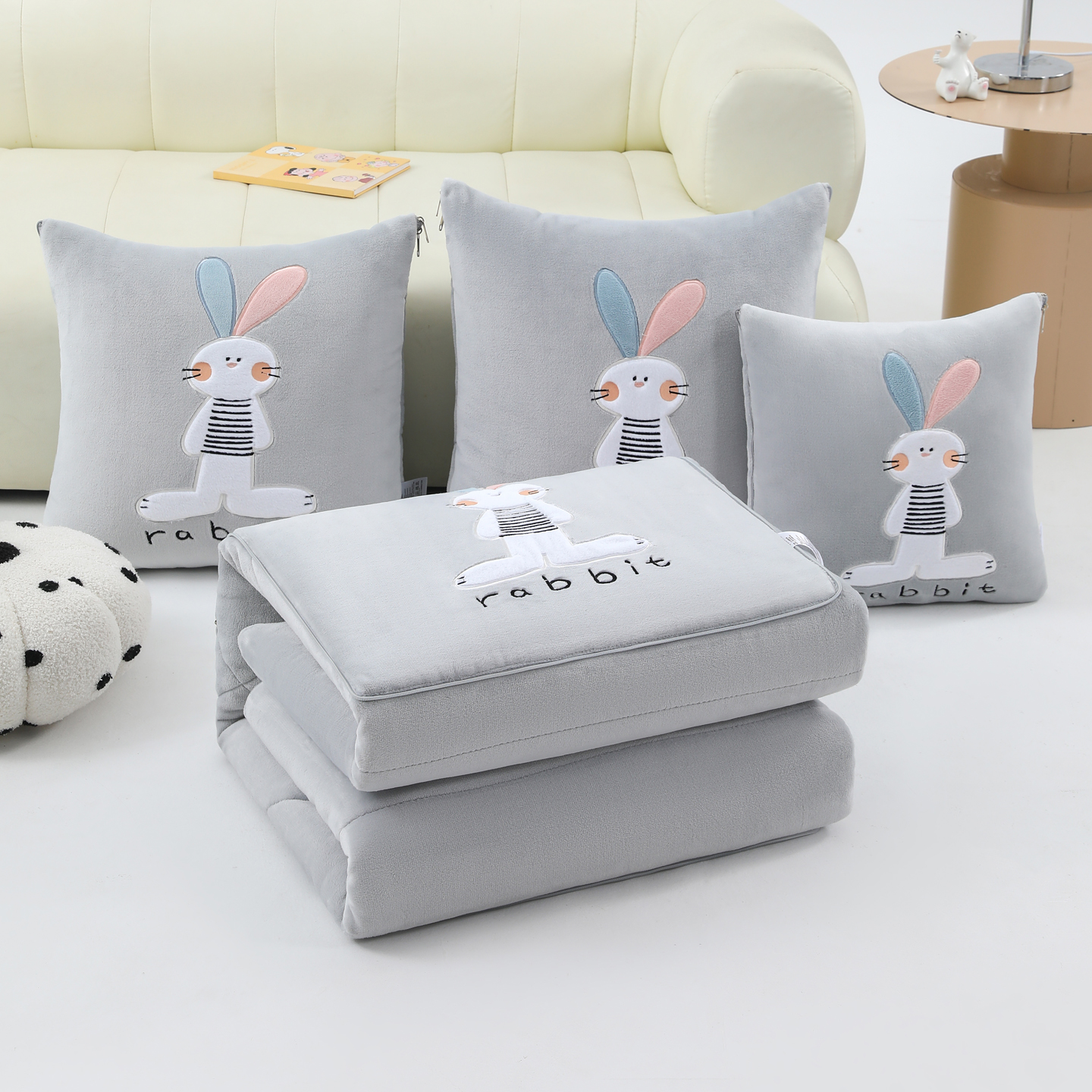 汽车专用靠垫两用抱枕被子