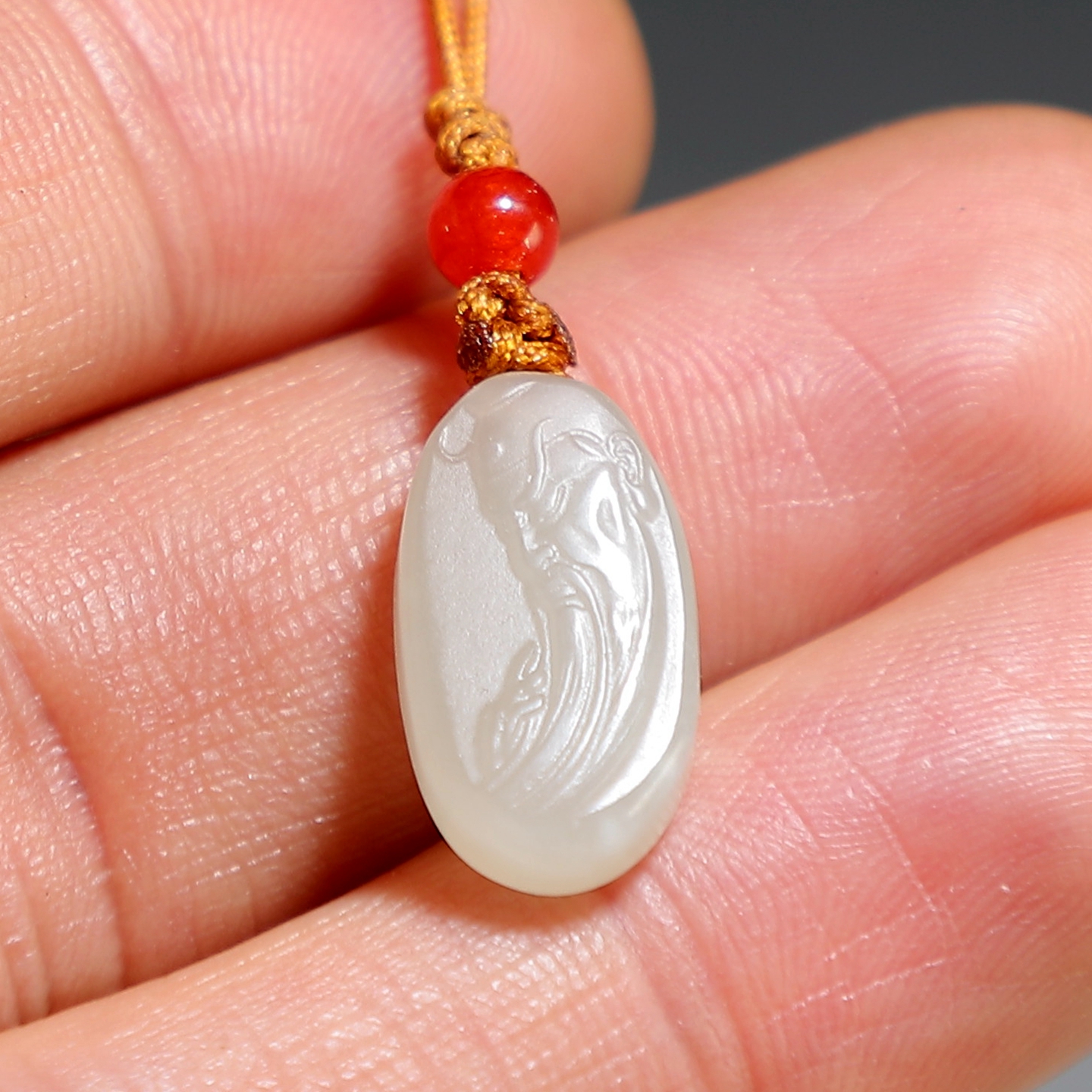 【武财神】新疆和田玉关公手机吊坠天然青白玉微棉小挂件楼叔孤品