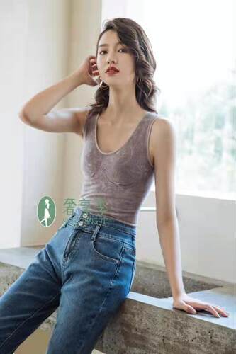 撞色双色纱女背心奢享季宽肩女