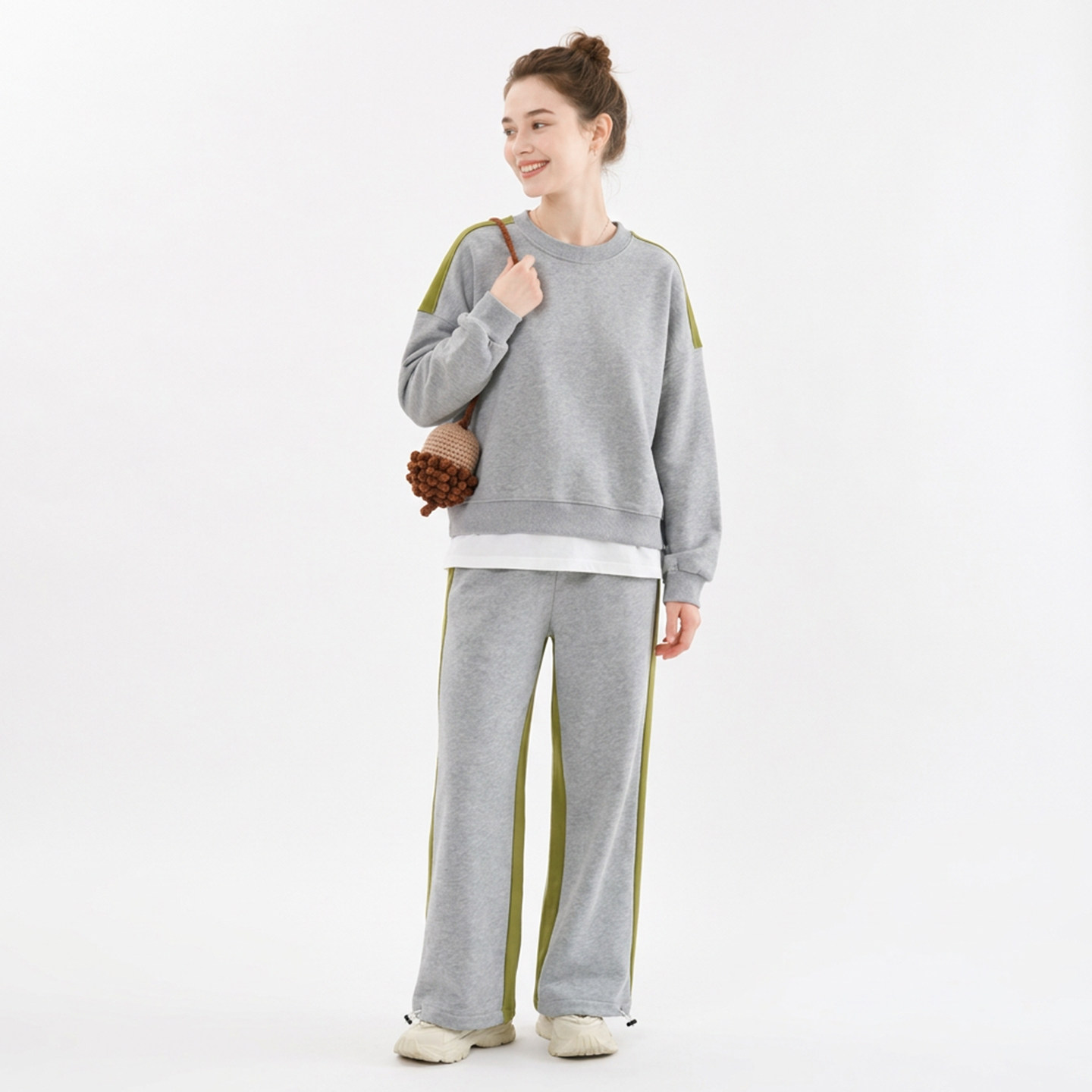 2026新品秋冬季女孩服装保暖加绒卫衣套装圆领套头卫裤灰绿色1118