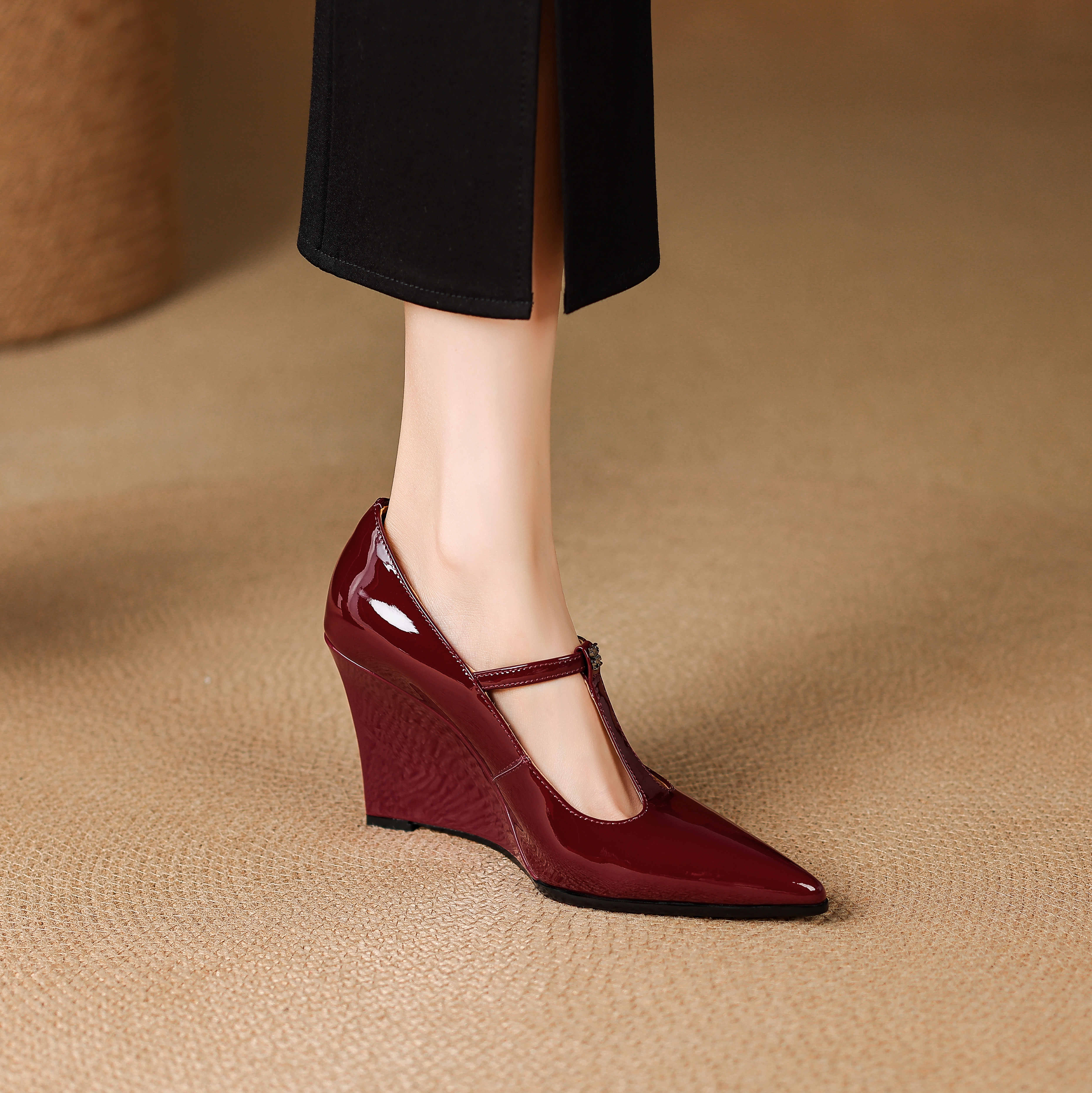 lorem香港 2026早春新款单鞋时尚气质坡跟尖头丁字扣气质玛丽珍鞋,女鞋,玛丽珍鞋,淘宝优惠券,粉丝福利购,淘宝优惠卷