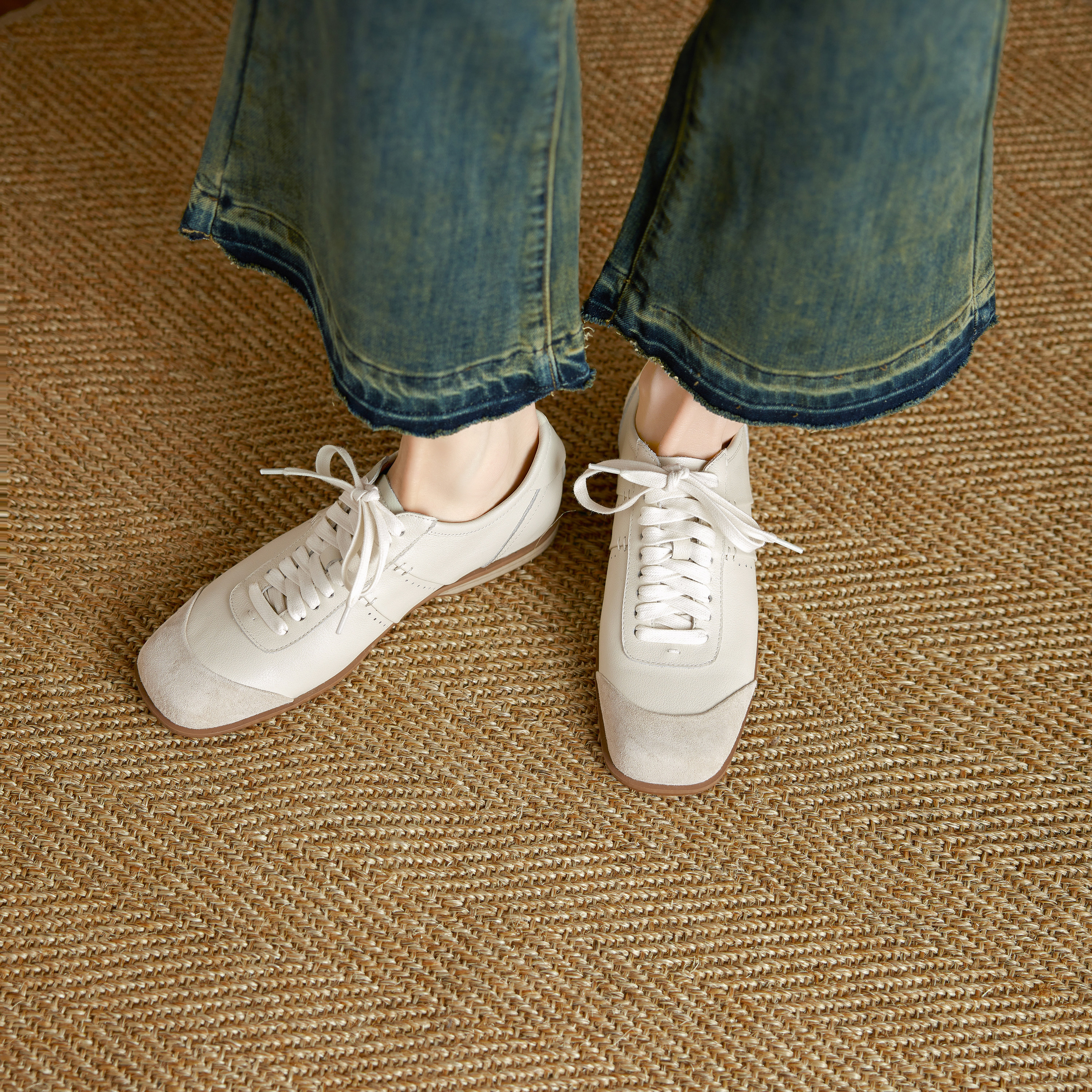 lorem香港 26春季新款德训鞋平跟方头系带简约百搭深口休闲小皮鞋,女鞋,深口单鞋,淘宝优惠券,粉丝福利购,淘宝优惠卷