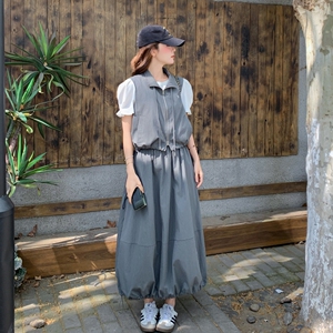 韩系设计感工装马甲套装裙女2025夏新款宽松休闲百搭半身裙两件套图片