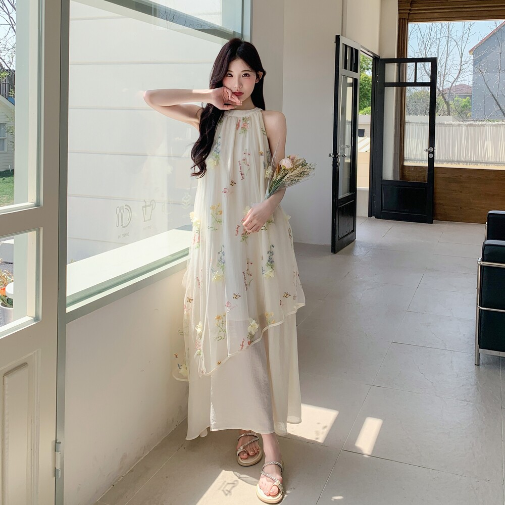法式温柔白月光连衣裙女2025夏日高级感新款度假风绝美绣花长裙子,女装连衣裙,2C170