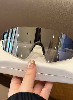 专业骑行运动墨镜女 高清防紫外线 户外公路车护目镜高级感防晒镜