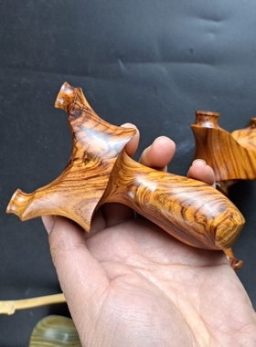 精品沙漠铁精选花纹赤鬼实木原木手工弹弓高密度沉水竞技户外收藏