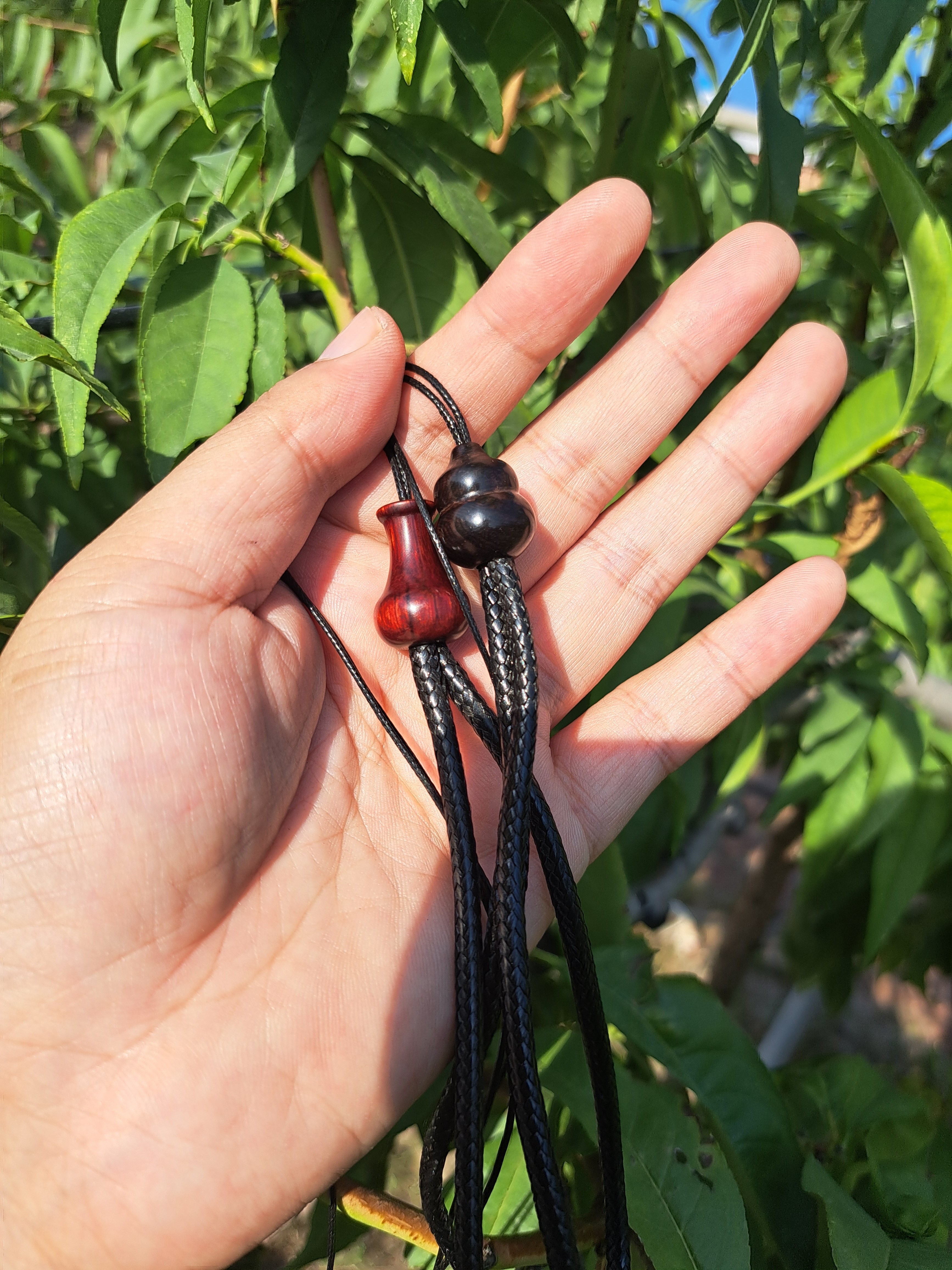 小叶紫檀乌木葫芦挂件油皮弹弓失手绳实木造型弹弓拂尘宝剑防丢绳