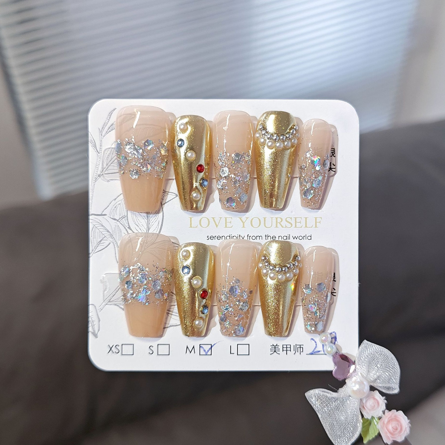 吉巴罗金色金属镜面彩钻手工穿戴甲欧美式辣妹美甲贴成品假指甲片