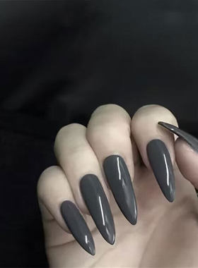 艺术尖头黑灰色拍照假指甲贴片