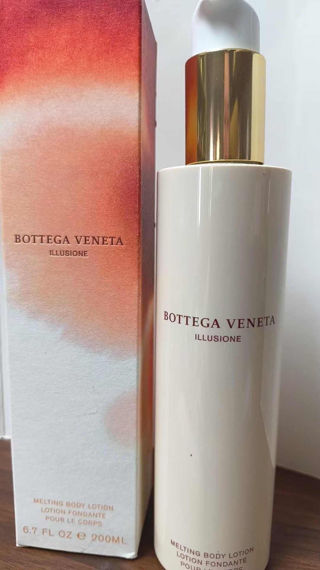 包邮~bv~绝版幻境女士身体乳200ml 和香水一个味 好闻 保湿伪体香