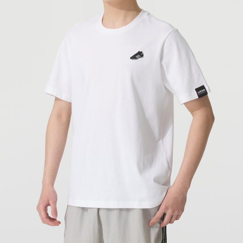 阿迪达斯男款足球运动短袖