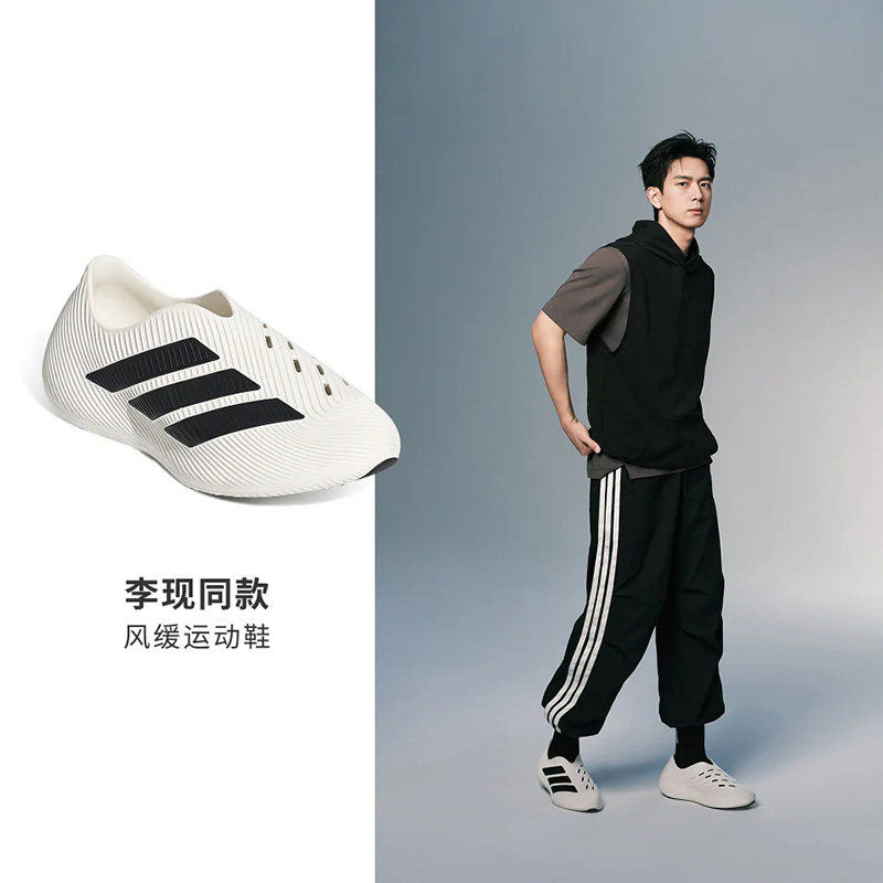 阿迪达斯男款运动凉鞋图片
