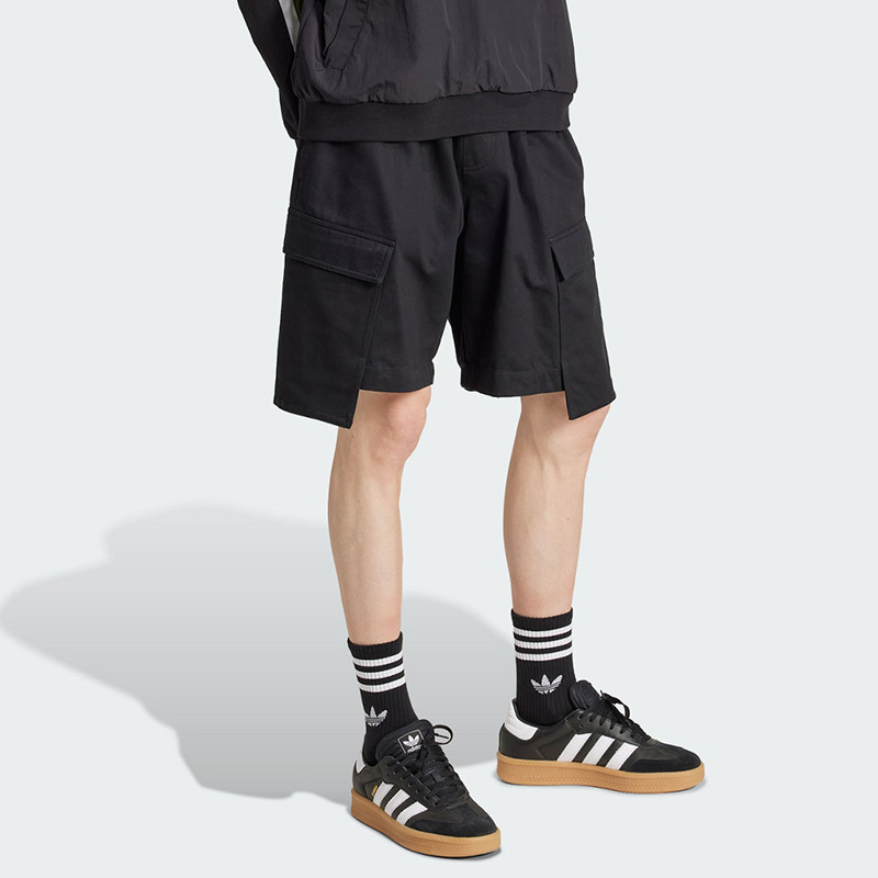 阿迪达斯三叶草男款宽松运动短裤