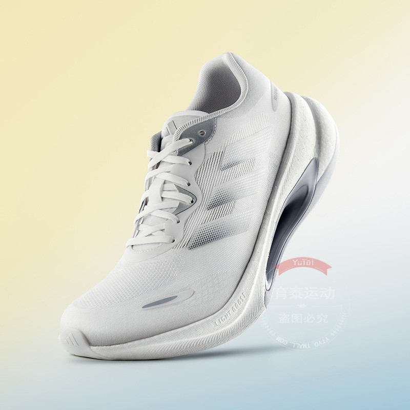 阿迪达斯男款跑步运动鞋