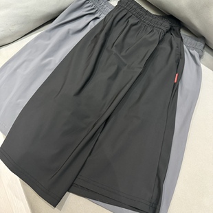 贸易整单.出口结余这个夏天超舒服冰丝面料丝滑速干.松紧腰男短裤