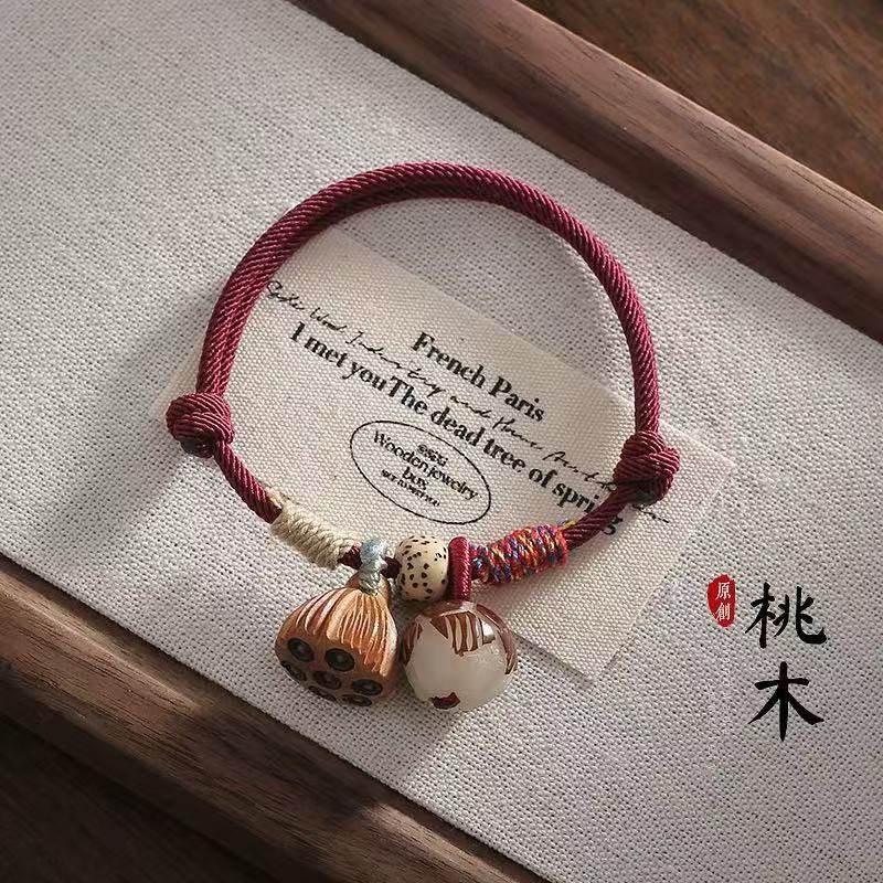 本命年藏式红绳纯手工编织菩提莲手链
