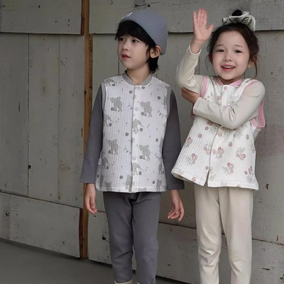 蕾蒂巴蒂儿童三层夹棉马甲无感印花北欧风宝宝春秋婴儿打底坎肩夹