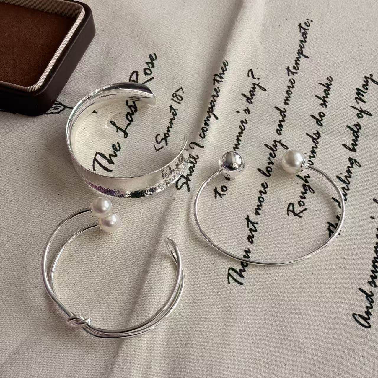 韩国小众轻奢手饰ins感冷淡风开口手镯珍珠配饰圆珠金属饰品