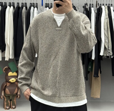 日系复古高级感假两件拼接V领针织衫男秋冬松弛慵懒风保暖毛衣潮
