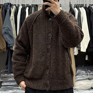 2025冬季 男高级感针织毛衣拼接立领羽绒服韩系轻奢保暖90绒外套潮