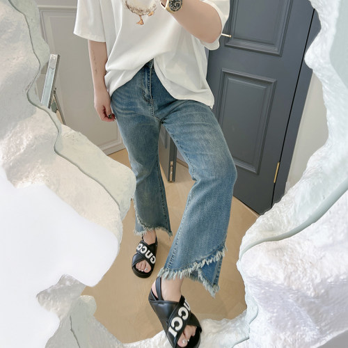 大码女装胖mm高腰微喇牛仔裤