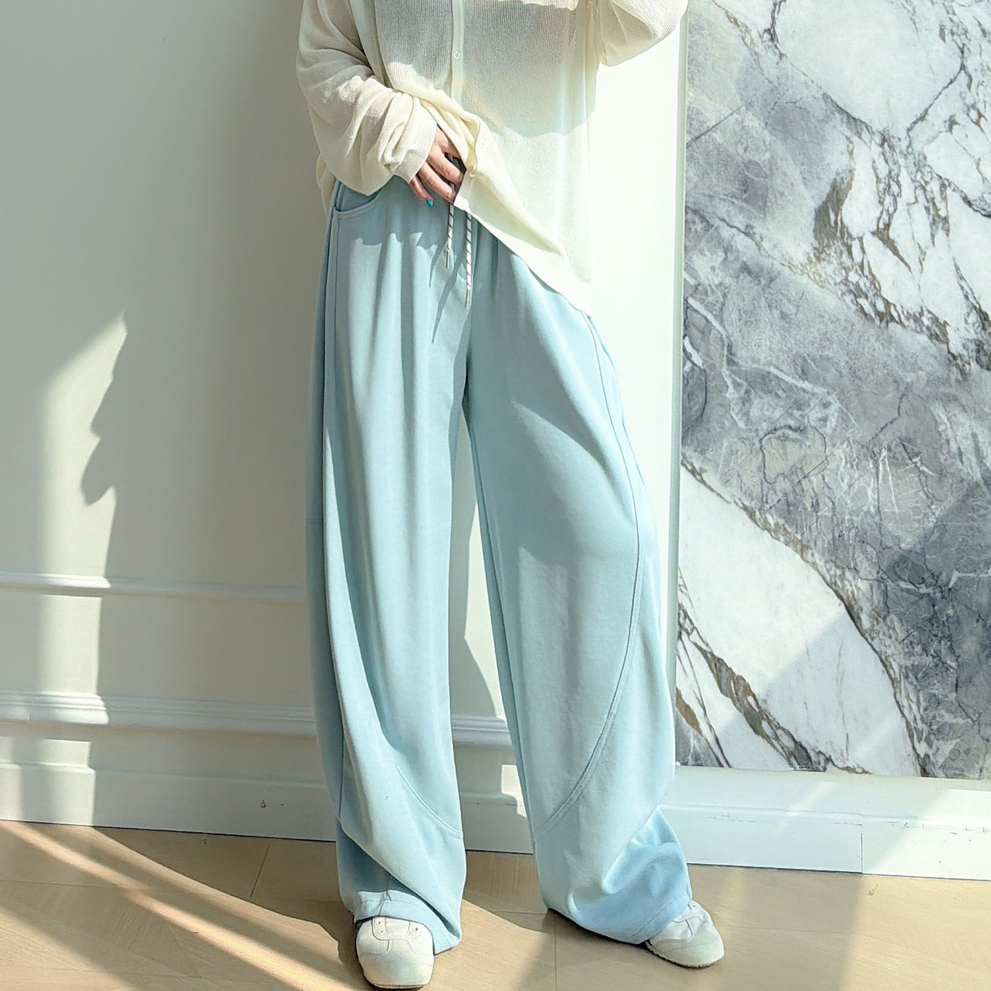 弯刀裤春季新款大码女装高腰百搭200斤胖mm美式阔腿休闲运动卫裤