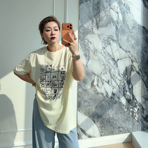 大码女装胖mm减龄涂鸦短袖t恤