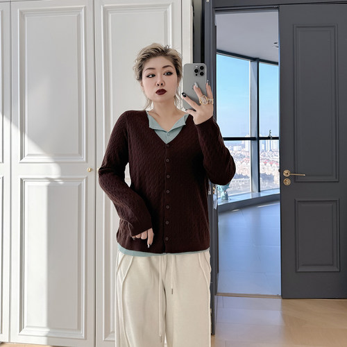 大码女装胖mm假两件撞色针织衫