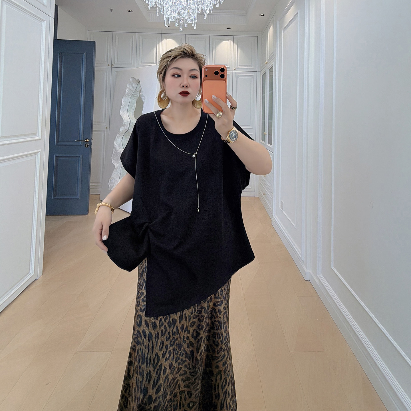 设计感开叉大码女装不规则下摆短袖t恤200斤胖mm显瘦遮肉中长上衣