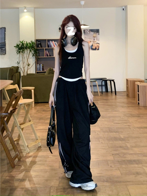 黑色潮流假两件短款吊带女生夏季