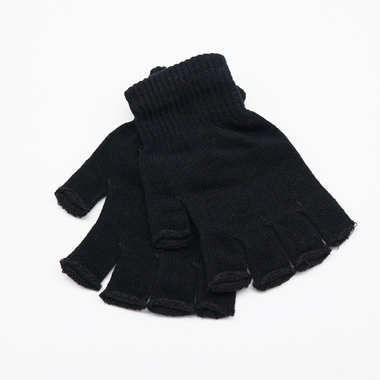KOREAN VERSION OF CUTE FINGERLESS GLOVES MALE HALF-FINGERED STUDENT WRITING GLOVES HALF-CUT GLOVES THREAD-KNITTED GLOVES WINTER FEMALE HAIR BATCH