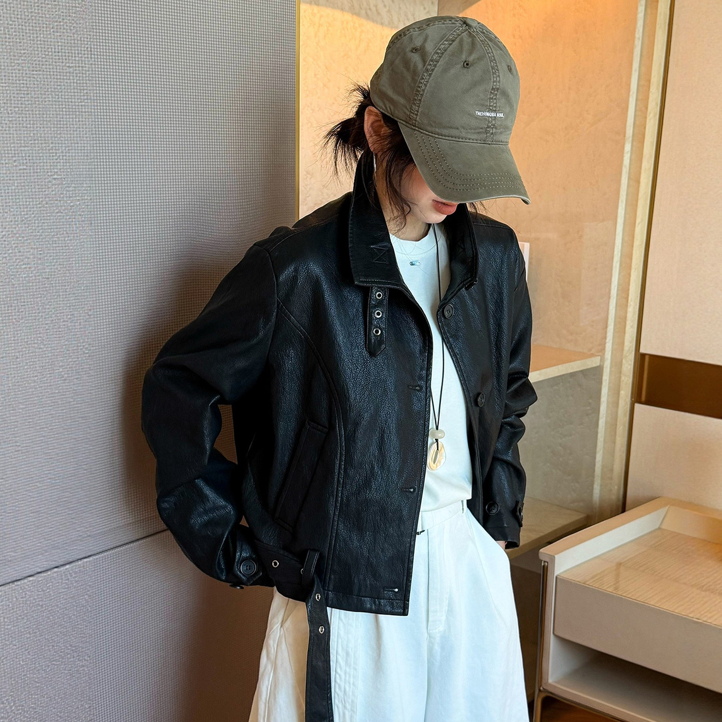 复古翻领PU蛋白皮皮衣外套女欧洲站2026春装新款欧货女装机车服潮