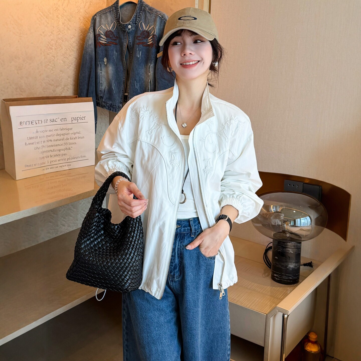 重工刺绣立领冲锋衣外套女欧洲站