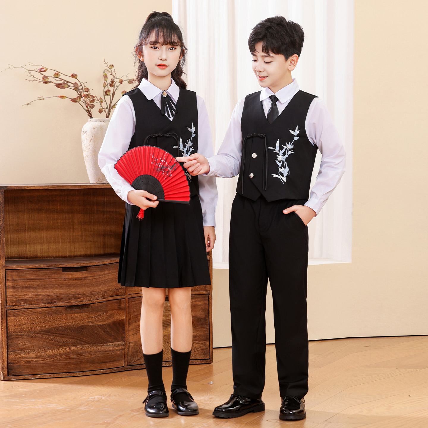 元旦儿童合唱服主持人礼服小学生合唱团演出服朗诵演讲团体比赛服