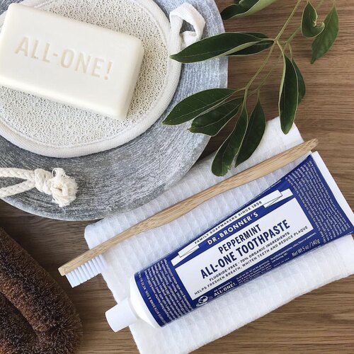 现货美国Dr.Bronner's有机植物精华薄荷清洁美白牙膏无氟140g