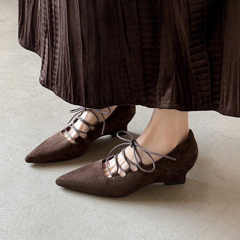 5cm小众设计绑带尖头单鞋女真皮百搭坡跟高跟鞋时尚浅口复古女鞋