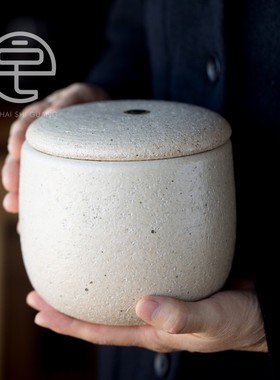 剩米变新米。日本制进口陶瓷信乐烧丸伊储米罐 剩米饭保鲜密封罐