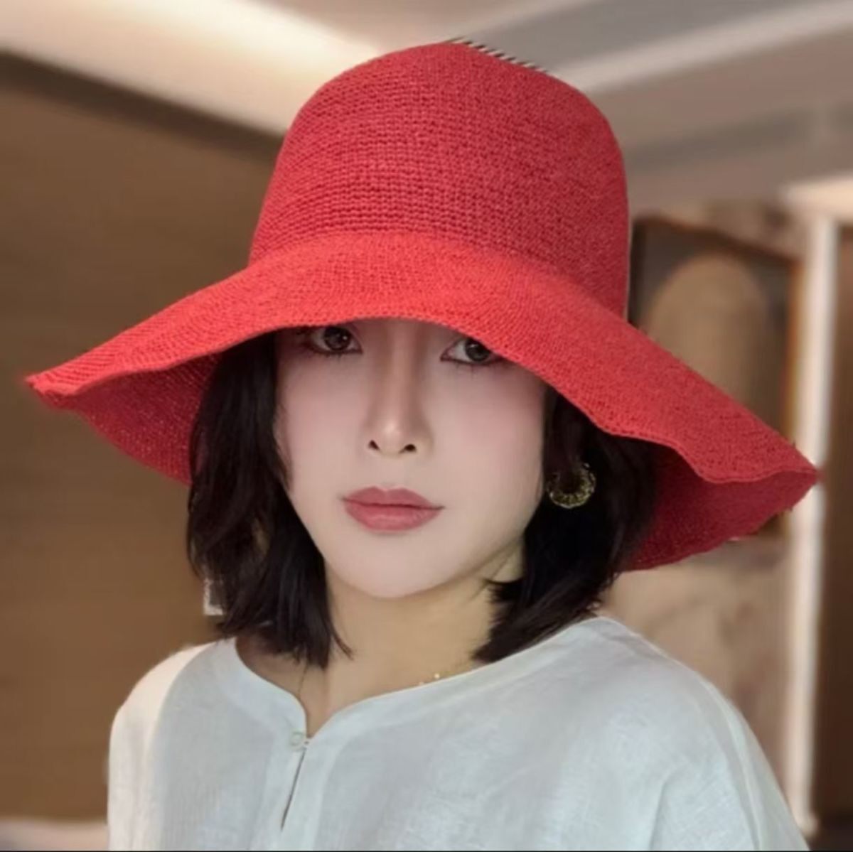 红色草帽女夏季大帽檐透气防晒渔夫帽可折叠出游度假百搭遮阳帽