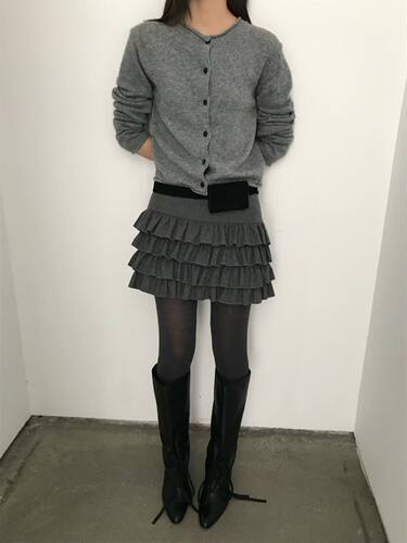 waitmore设计感百褶荷叶边显瘦半身裙2025冬季甜美百搭A字短裙女