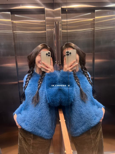 IN choose u笑笑家2024冬季设计感小众仿水貂毛斜肩毛衣上衣女