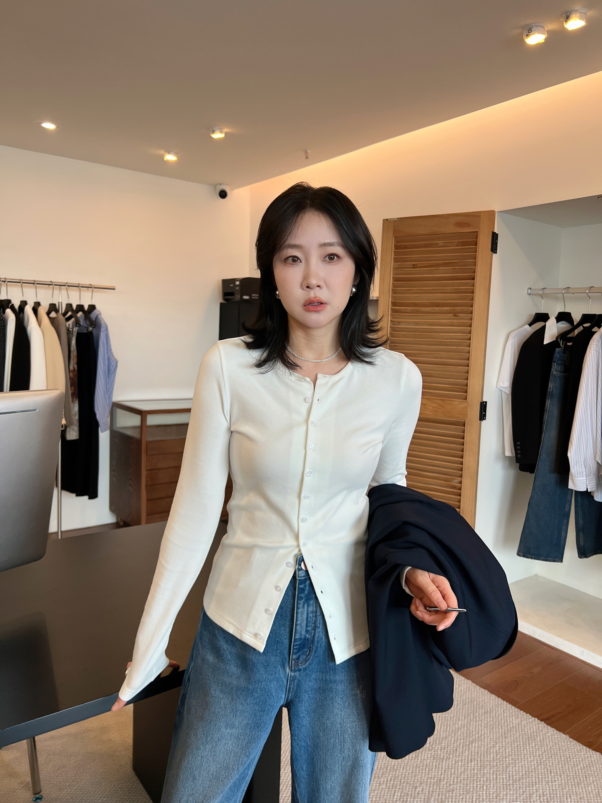 widelia设计感不对称显瘦上衣2025年春季修身弹力单排扣长袖T恤女