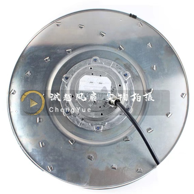 R4D450-AK01-01  F01 德国风机740/1200W 高压变频柜风扇