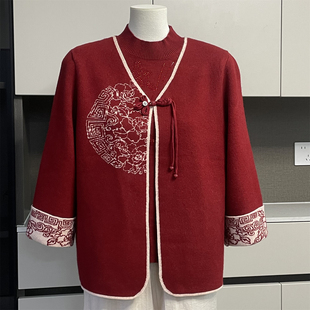 2026新款中式国风春秋季妈妈装针织内搭毛昵外套时尚中老年两件套