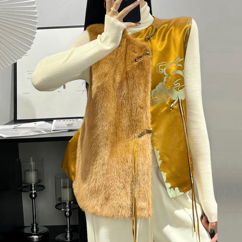 新中式国风马甲女2025春秋新款