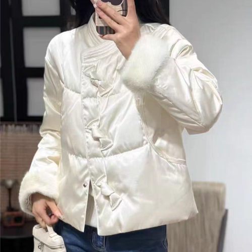 冬季鹅绒加厚女羽绒服