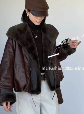 2025冬羊羔毛皮毛一体大翻领真皮羽绒服女绵羊皮鹅绒通勤保暖外套