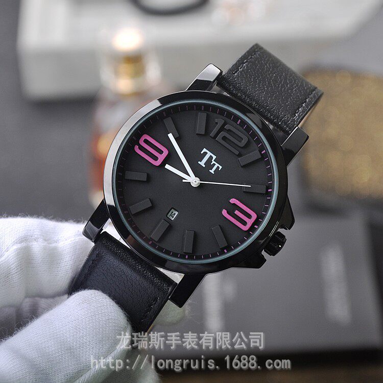 新款tt大表盘真皮手表个性表带日历时尚潮流女表石英白色国产腕表