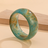 新款 手镯女高级感小众设计风冰透女士宽白月光镯子亚克力饰品礼物