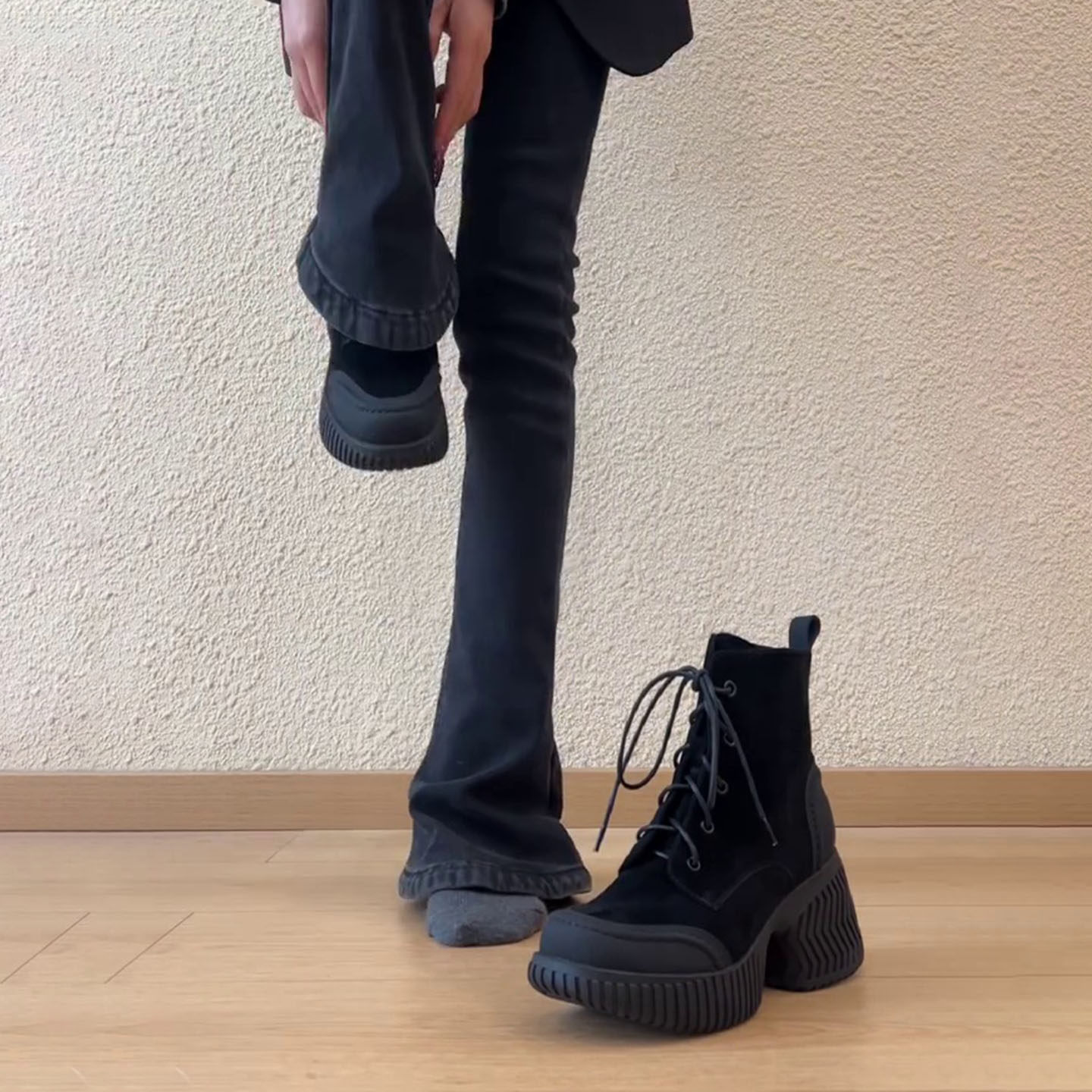 8cm增高厚底小个子短靴2025秋冬新款复古圆头侧拉链系带马丁靴女,女鞋,时装靴,淘宝优惠券,粉丝福利购,淘宝优惠卷