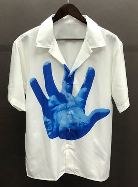 Embroidered men's slim fitting casual shirt绣花修身休闲衬衫